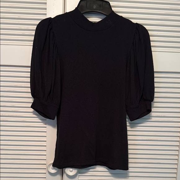 Free People Tops - FREE PEOPLE Puff Sleeve Stretchy Sweater Top